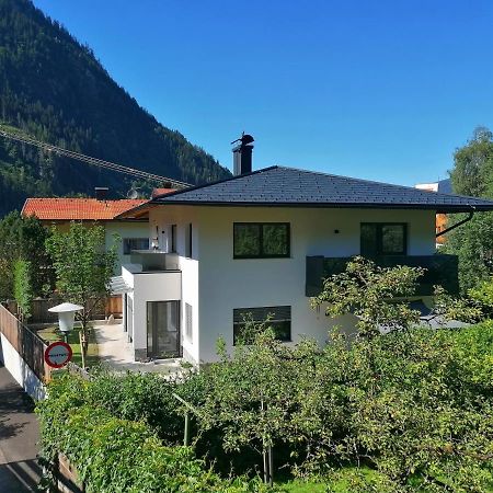 Apart Lisa Mayrhofen Exterior photo